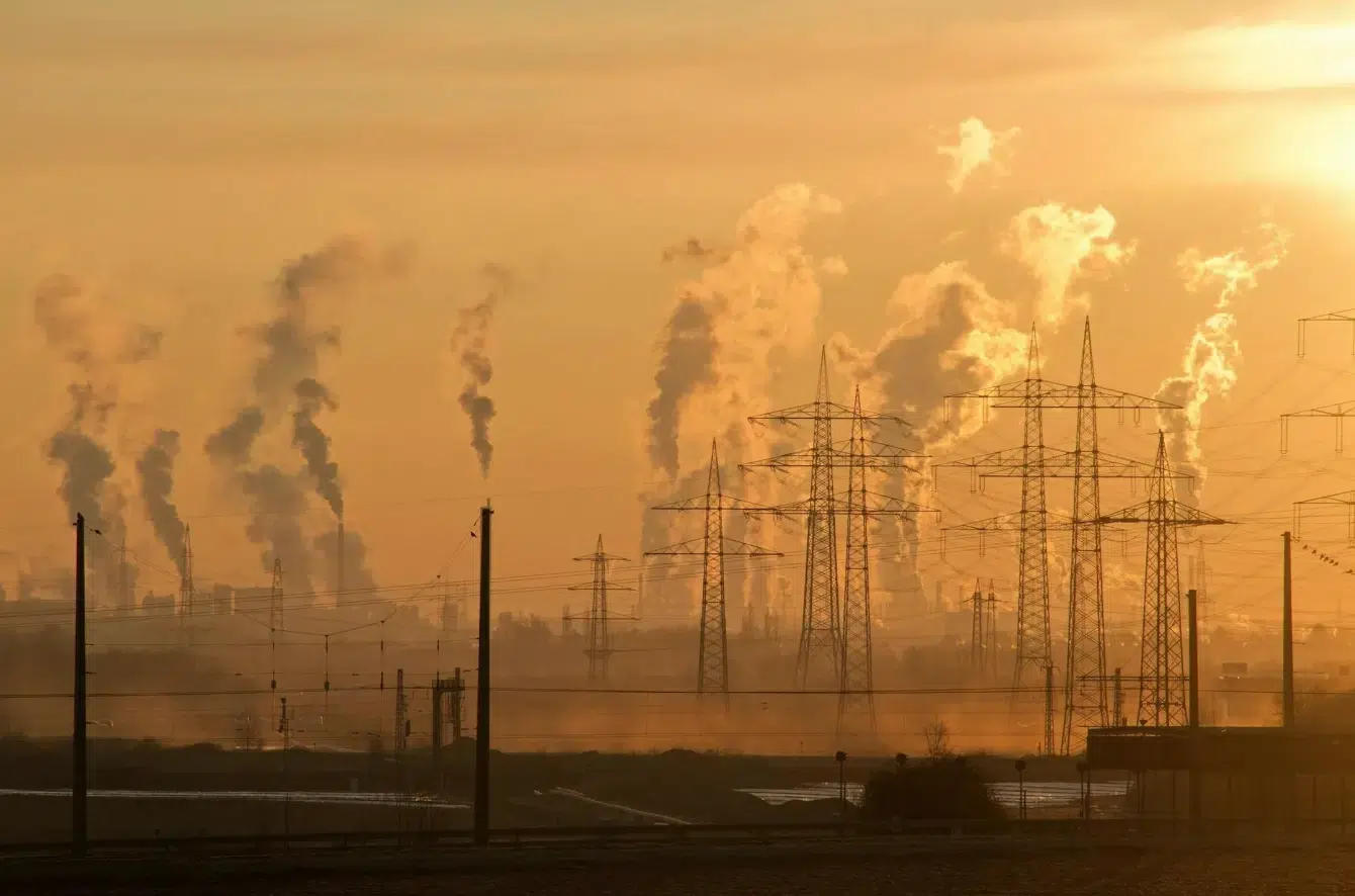 Hindistan’ın Enerji Sektörü Kaynaklı Karbon Emisyonları Son 40 Yılda 2. Kez Azaldı Hindistan’ın Enerji Sektörü Kaynaklı Karbon Emisyonları Son 40 Yılda 2. Kez Azaldı