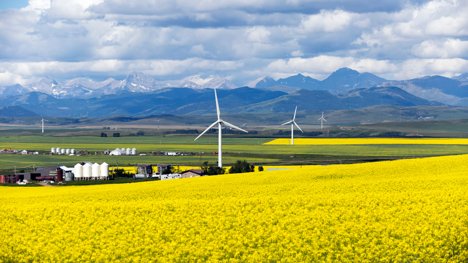 AB, enerji şebekesini güçlendirme ve rüzgâr kapasitesini 2030’a kadar 441 GW’a çıkarma hedefinde AB, enerji şebekesini güçlendirme ve rüzgâr kapasitesini 2030’a kadar 441 GW’a çıkarma hedefinde