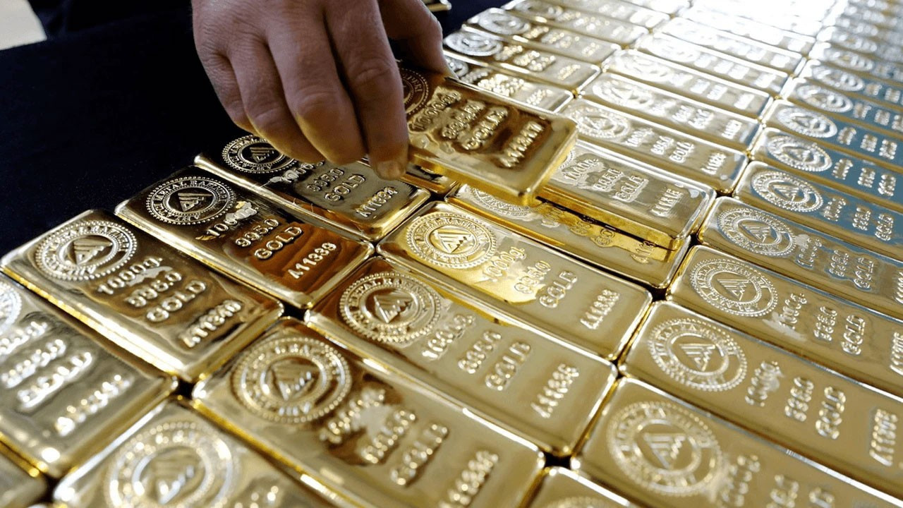 Kuralsızlığın parası altın