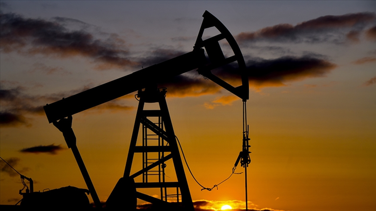 Rusya rafinerilerine saldırı sonrası petrol fiyatlarında artış