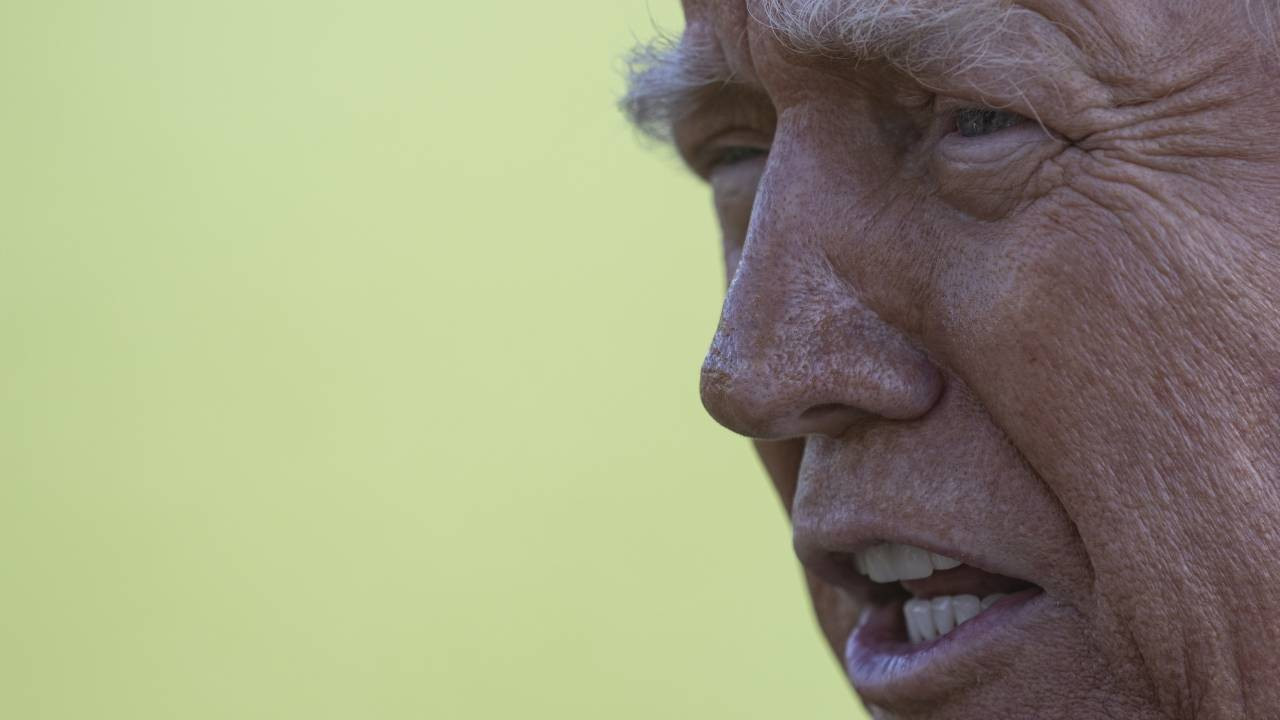 Trump’ın ağrı kesici ve aşı iddialarına bilim insanlarından tepki