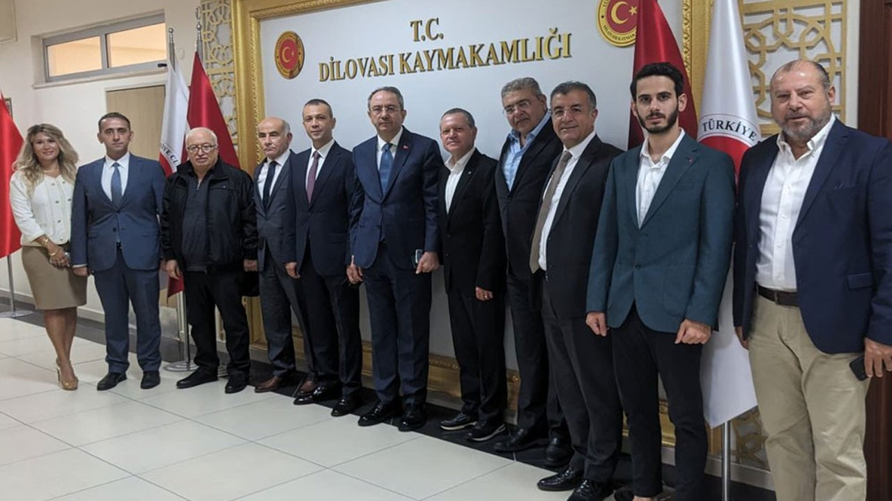 200 fabrika gezdi, mesleki  eğitime odaklandı, gençlerin  işe girişi için seferber oldu