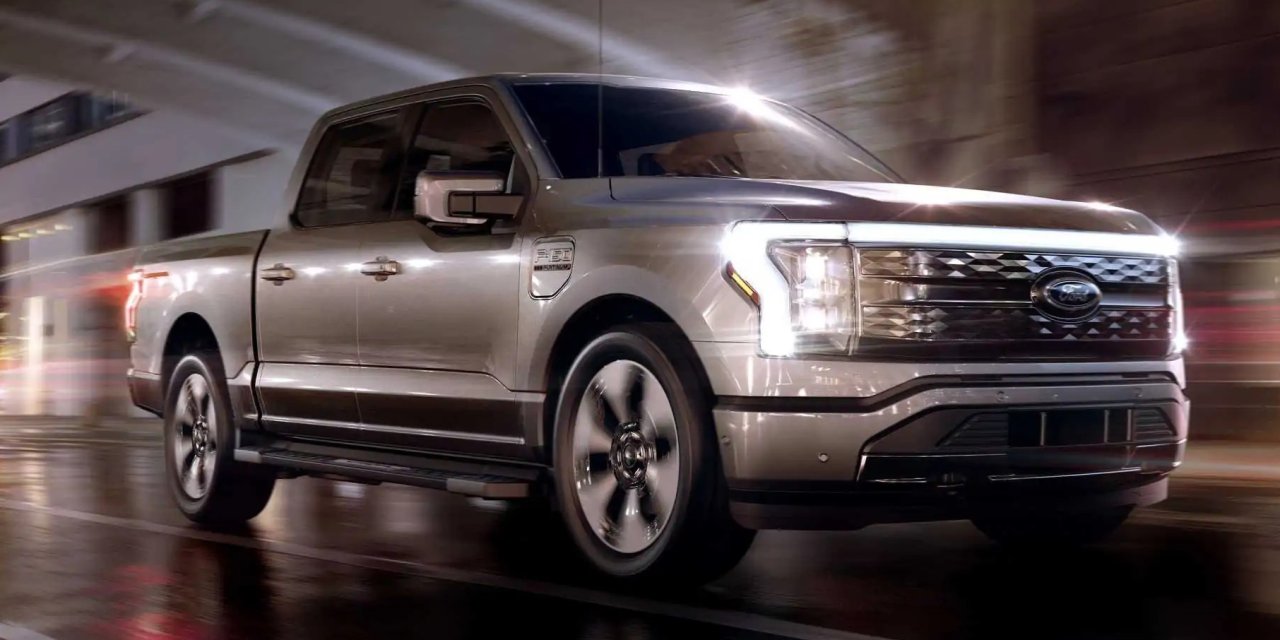 Ford, elektrikli kamyoneti F-150 Lightning’in üretimini durdurdu