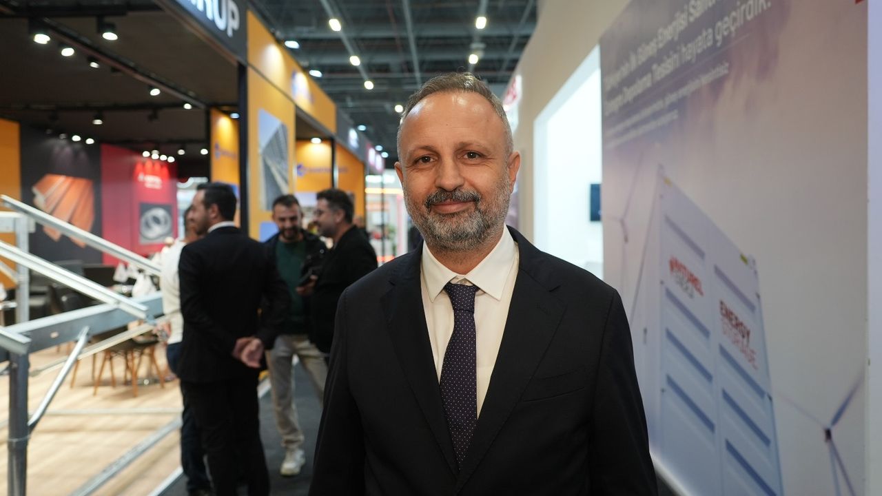 EIF Yürütme Kurulu Başkanı Murat Dilek, “EIF, Türkiye’nin enerjideki uluslararası gücünün en somut göstergesi” EIF Yürütme Kurulu Başkanı Murat Dilek, “EIF, Türkiye’nin enerjideki uluslararası gücünün en somut göstergesi”