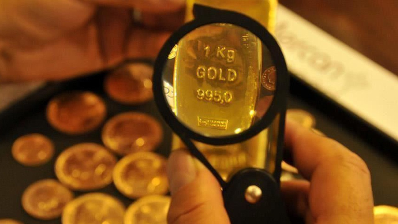 Altının kilogram fiyatı 5 milyon 670 bin liraya yükseldi Altının kilogram fiyatı 5 milyon 670 bin liraya yükseldi