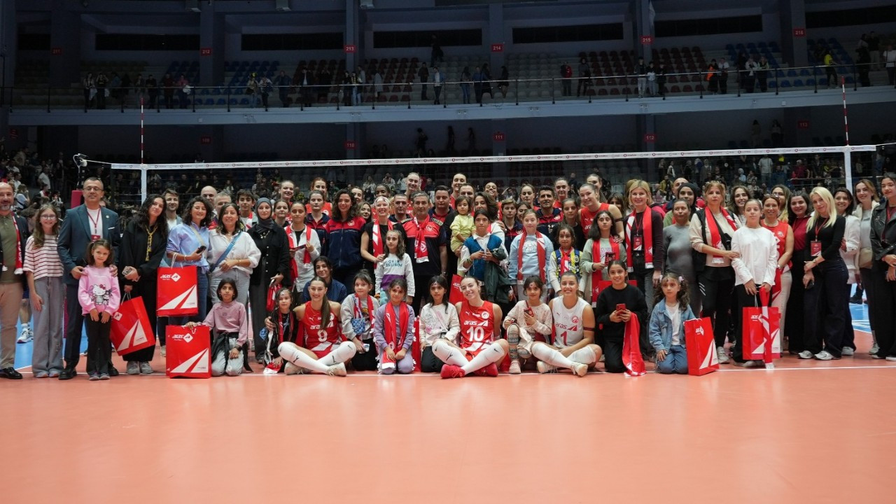 Aras Spor sezona dayanışma mesajıyla başladı Aras Spor sezona dayanışma mesajıyla başladı
