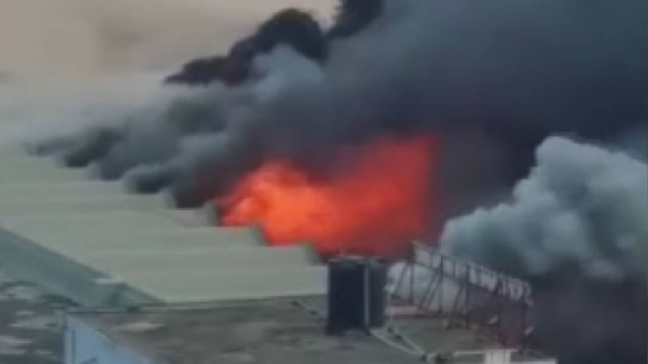 Bangladeş’te havaalanında yangın: Tüm uçuşlar askıya alındı (Video)