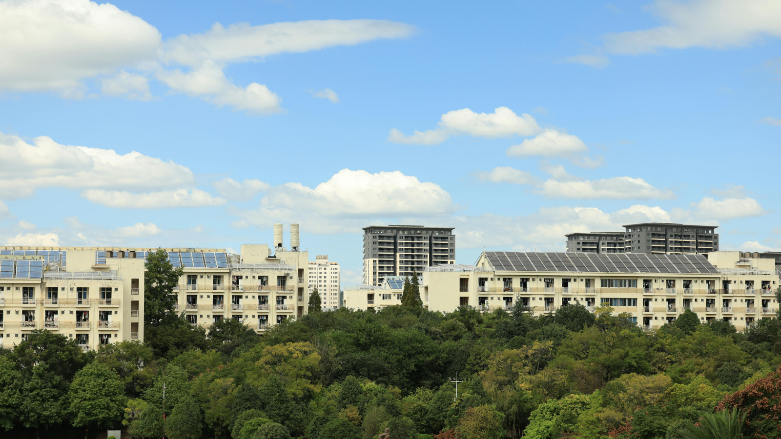 Apartman çatılarındaki güneş potansiyeli, Almanya’nın enerji dönüşümüne yön verebilir