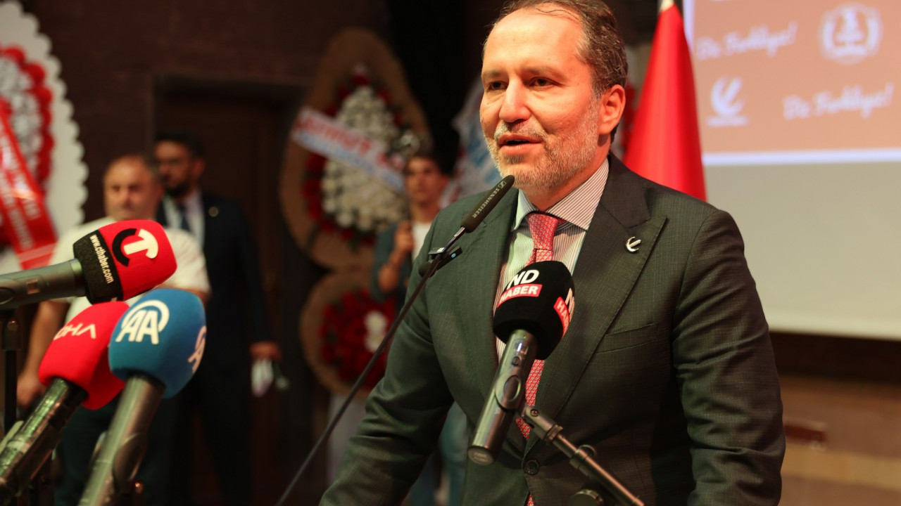 Erbakan: Tek taraflı sözde barış planı tek kelimeyle Gazze'nin bitiş fermanıdır Erbakan: Tek taraflı sözde barış planı tek kelimeyle Gazze'nin bitiş fermanıdır