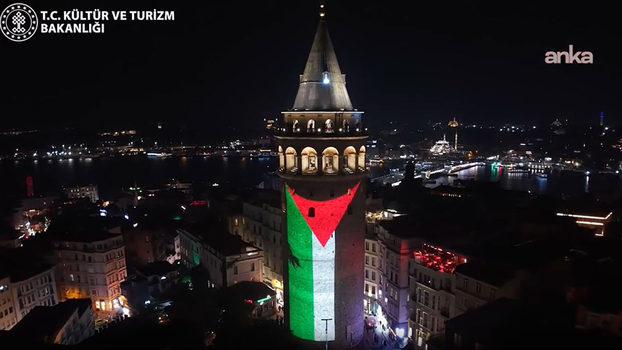 Galata Kulesi’ne Filistin bayrağı yansıtıldı