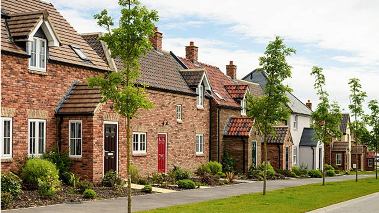 İngiltere’de konut fiyatları beklentilerin üzerinde arttı İngiltere’de konut fiyatları beklentilerin üzerinde arttı