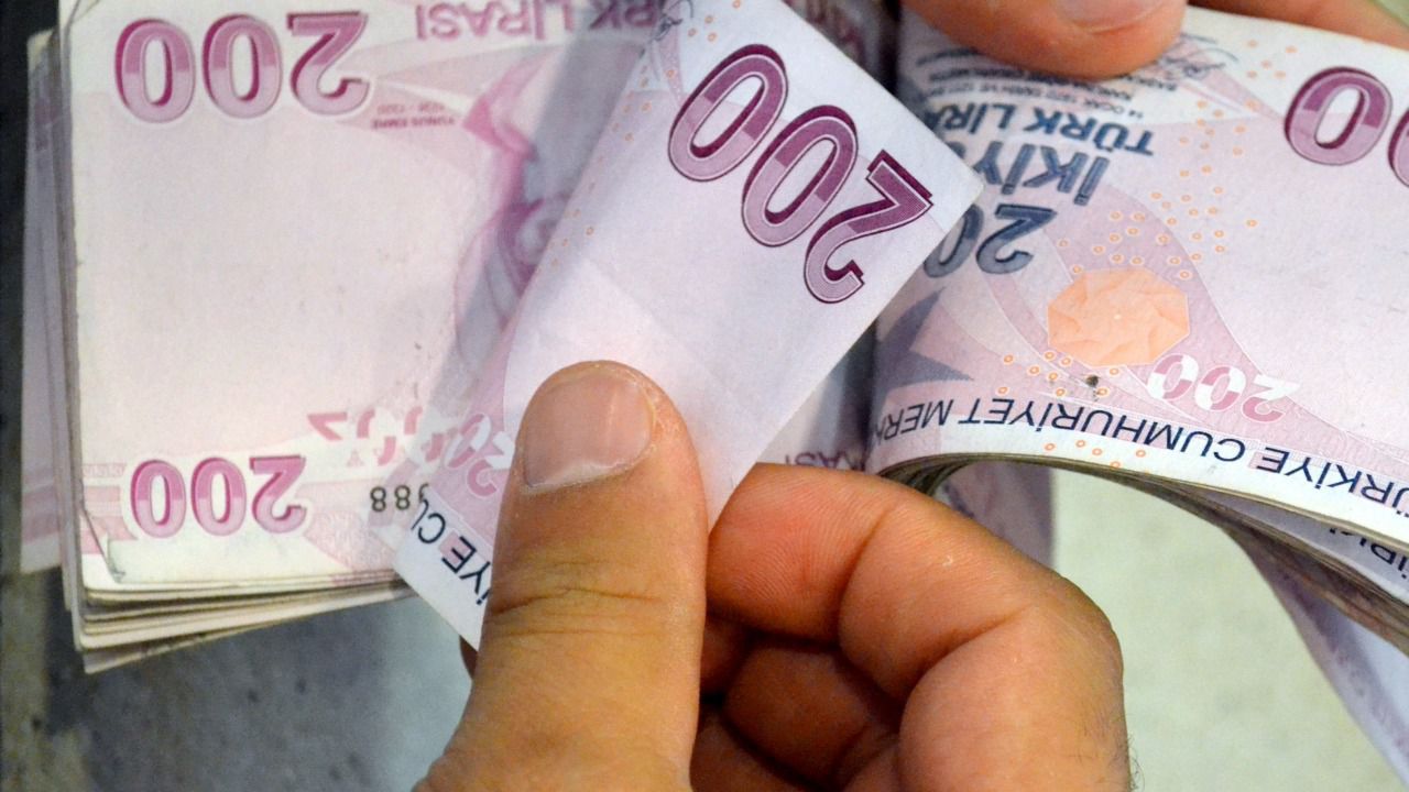 Genel devlet açığının GSYH’ye oranı geçen yıl yüzde 3,2’ye geriledi Genel devlet açığının GSYH’ye oranı geçen yıl yüzde 3,2’ye geriledi
