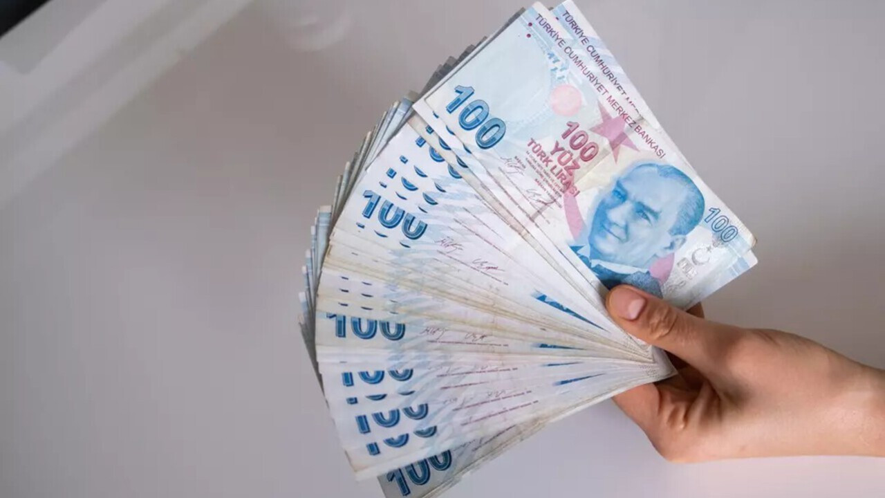 Memur ve memur emeklisi ne kadar zam alacak? Ankara'dan seyyanen zam kulisi: İsa Karakaş rakam verdi