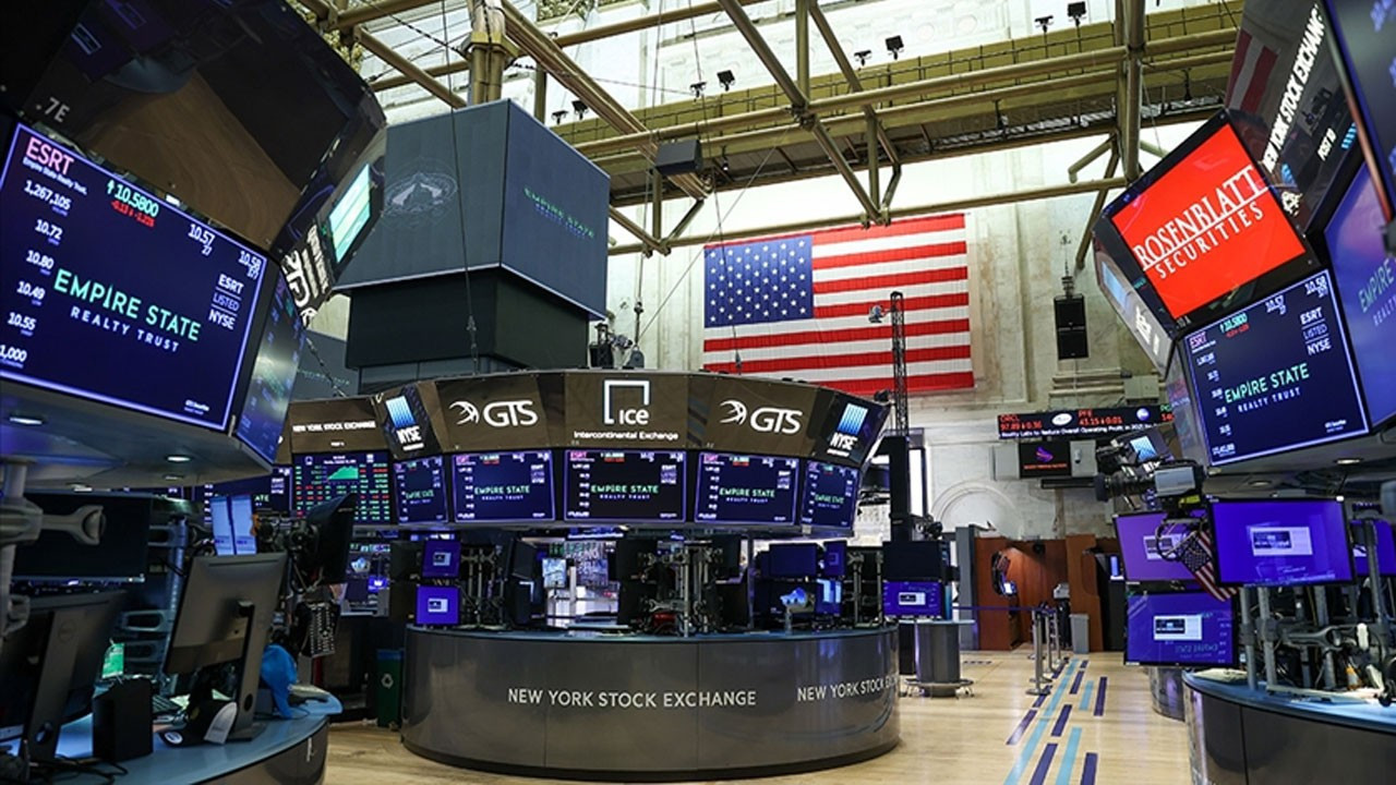 New York borsası ABD ile Çin geriliminin gölgesinde düşüşle kapandı New York borsası ABD ile Çin geriliminin gölgesinde düşüşle kapandı