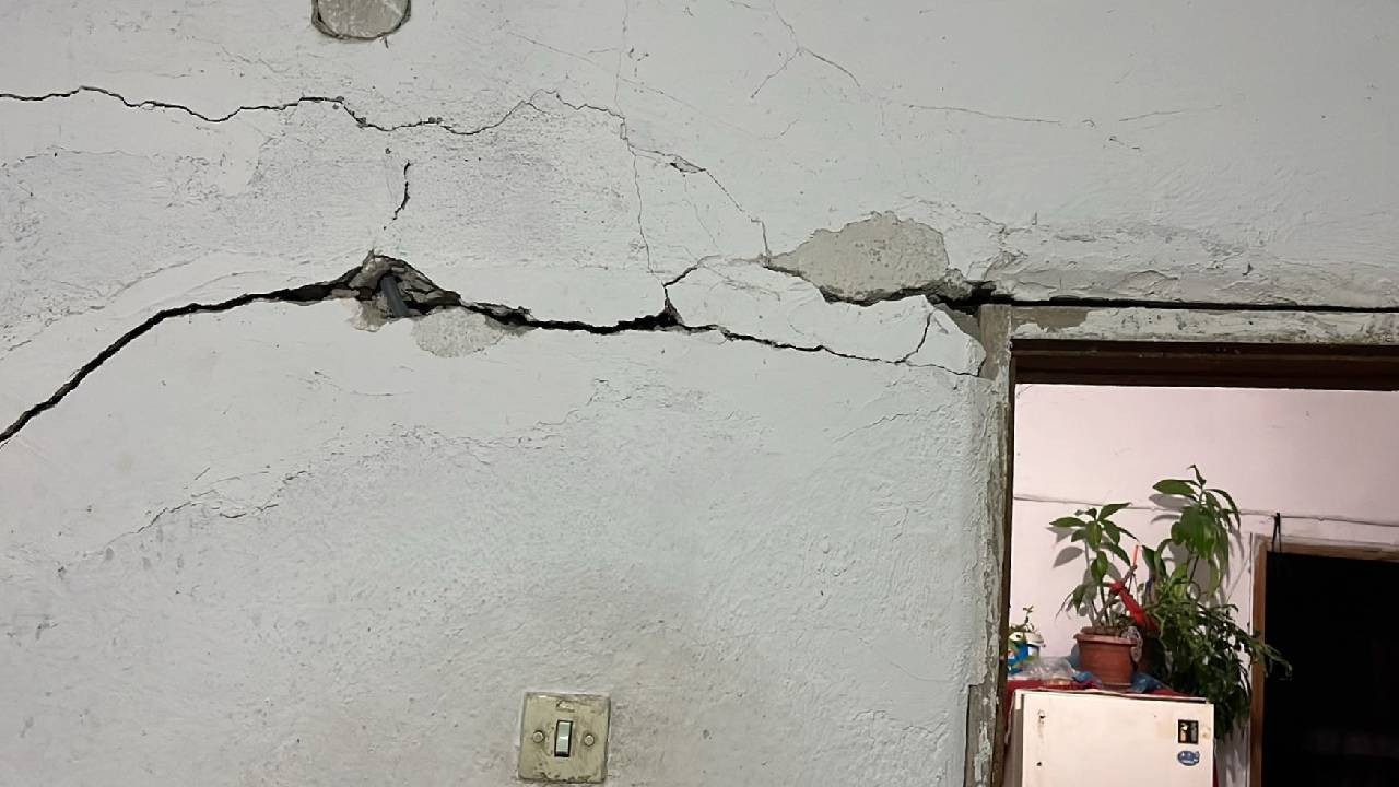 Son dakika… Kütahya'da 4,9 büyüklüğünde deprem: İstanbul'da da hissedildi Son dakika… Kütahya'da 4,9 büyüklüğünde deprem: İstanbul'da da hissedildi