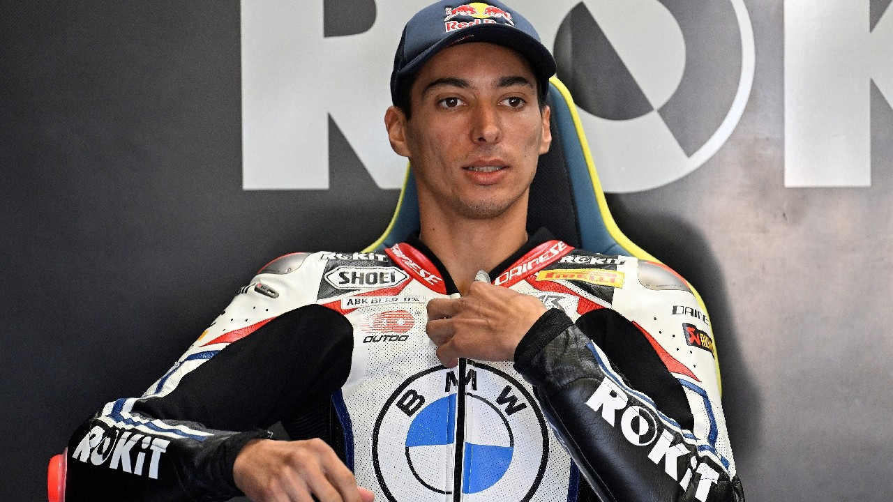 Milli motosikletçi Toprak Razgatlıoğlu, üst üste üçüncü kez dünya şampiyonu oldu