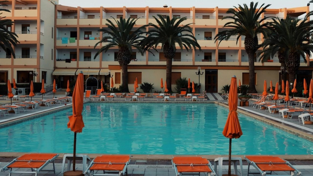 Turizm Sektörü Yıl Boyu İstihdamı Sağlamak İçin Çözüm Arıyor Turizm Sektörü Yıl Boyu İstihdamı Sağlamak İçin Çözüm Arıyor