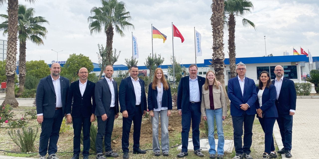 Krone’nin en tepesindeki ismi Tire fabrikasında Krone’nin en tepesindeki ismi Tire fabrikasında