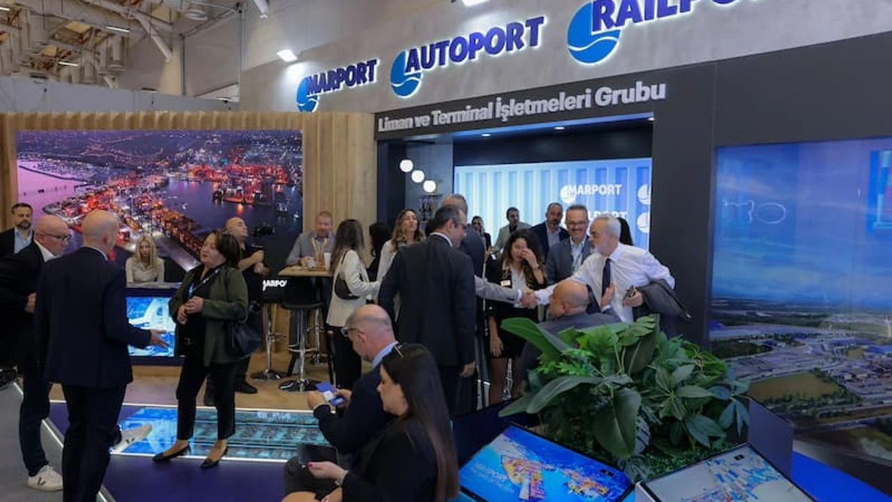 Arkas Holding, Logitrans 2025 Fuarı’nda Yer Aldı Arkas Holding, Logitrans 2025 Fuarı’nda Yer Aldı