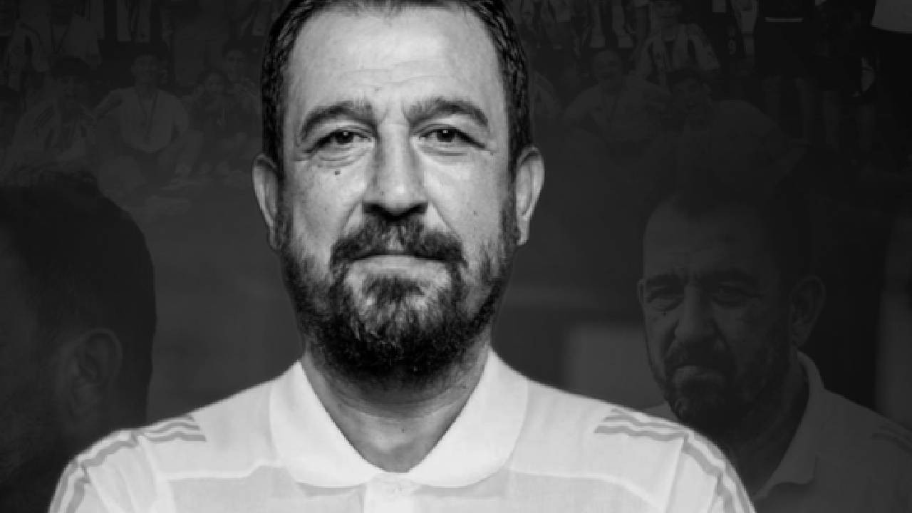 Beşiktaş’ın antrenörü Hikmet Çapanoğlu hayatını kaybetti Beşiktaş’ın antrenörü Hikmet Çapanoğlu hayatını kaybetti