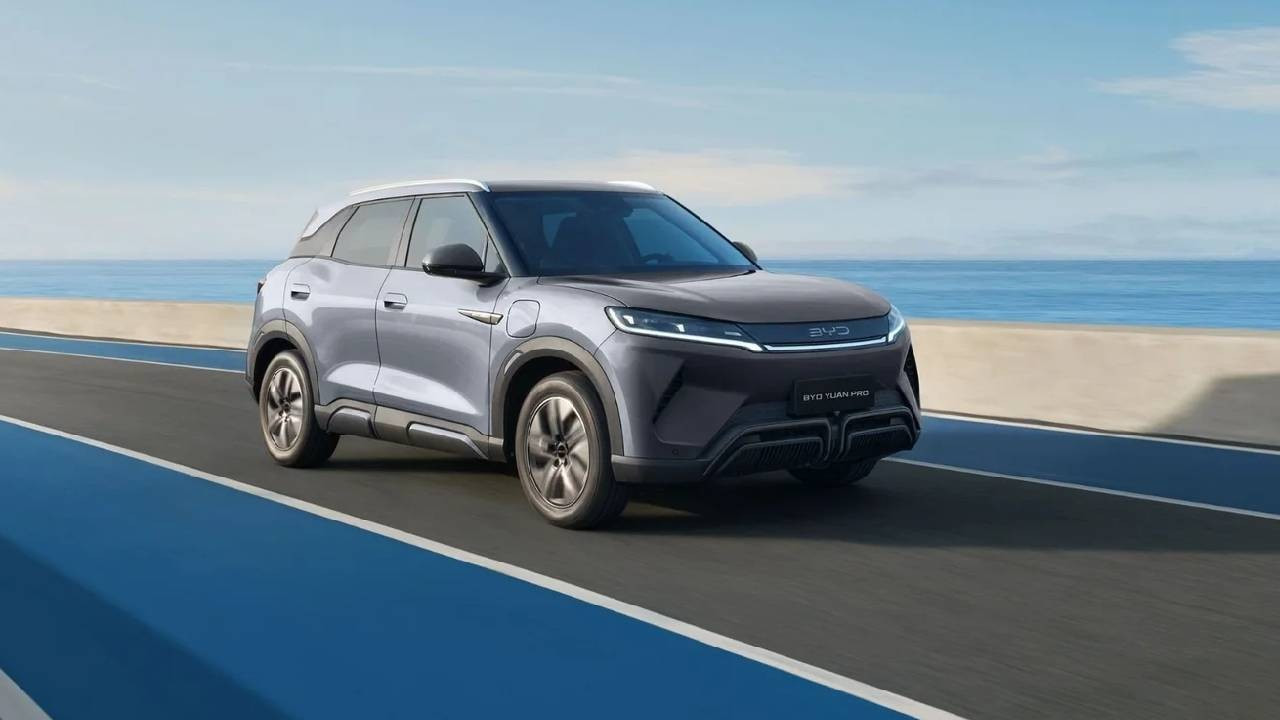 Hisseler 9 ayın en düşük seviyesine indi Hisseler 9 ayın en düşük seviyesine indi