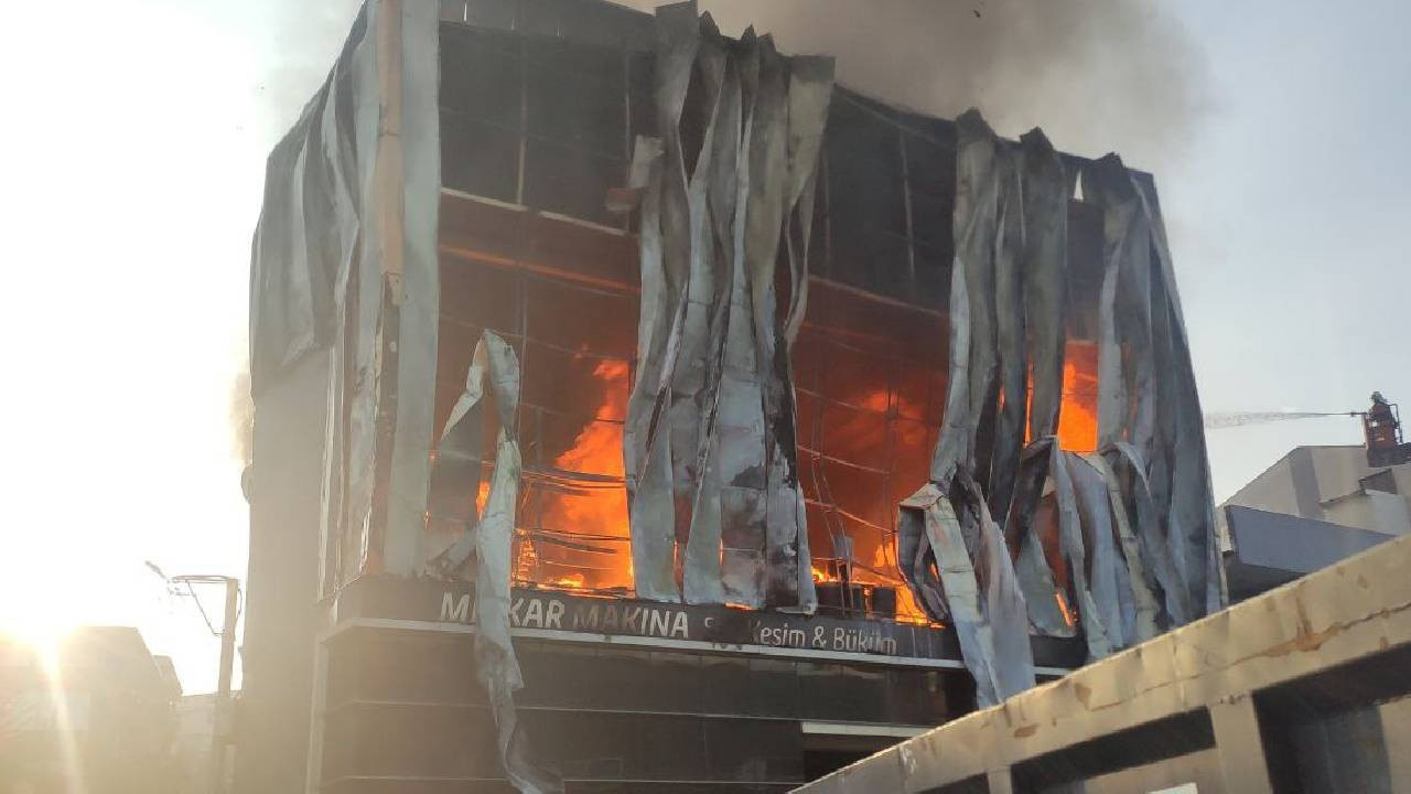 Yangın Faciasında 7 Kişi Tutuklandı, 6 Kişi Hayatını